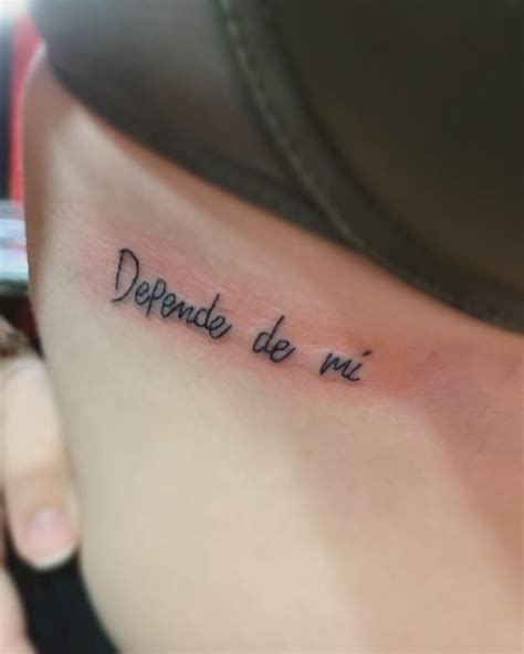 5 tatuajes en la costilla para mujer que resultan femeninos y ...